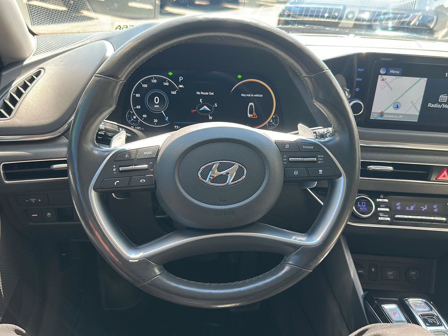 Used 2021 Hyundai Sonata Limited w/ Preferred Accessory Package FWD image 15