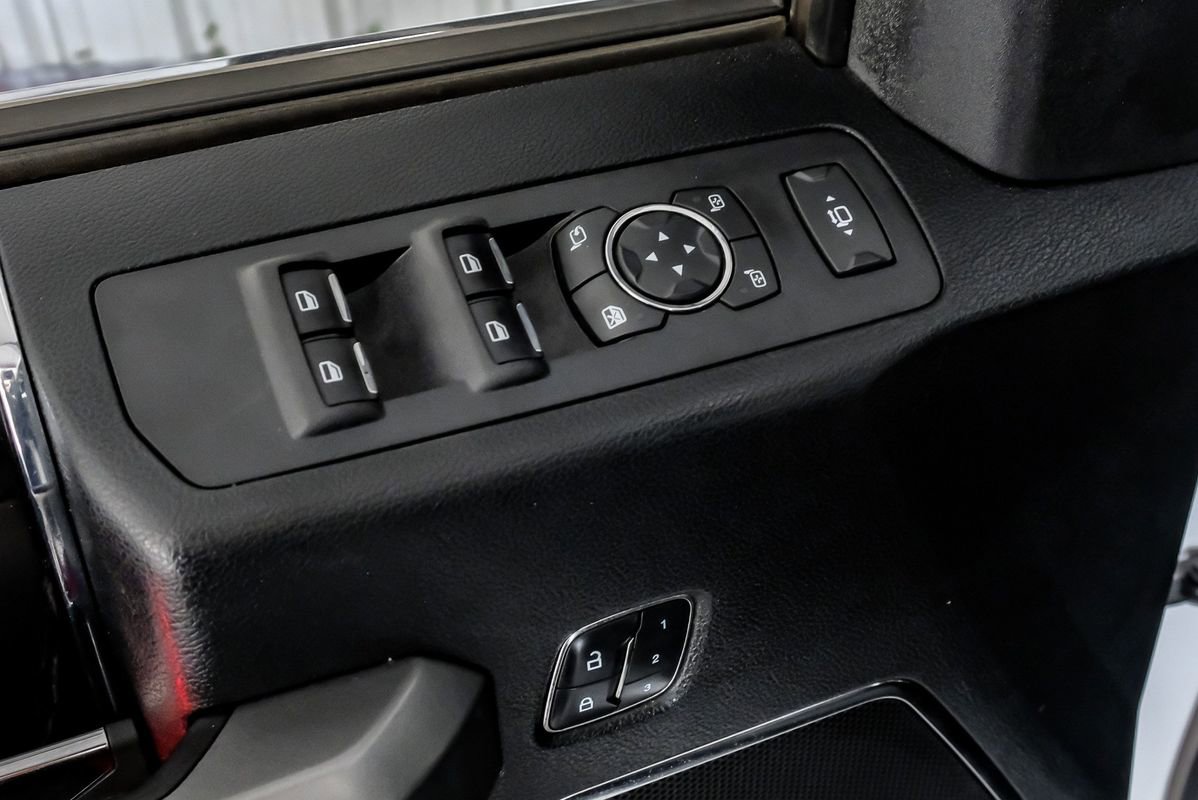 Used 2018 Ford F350 Platinum w/ Platinum Ultimate Package image 44