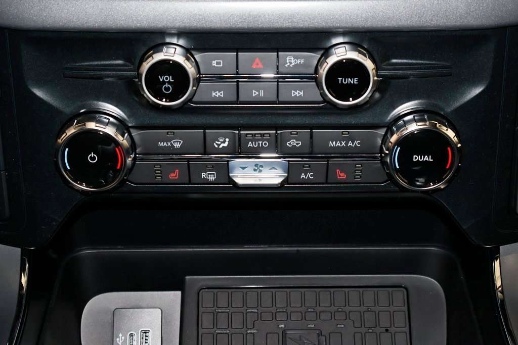 New 2025 Ford F150 XLT w/ Equipment Group 303A High image 24