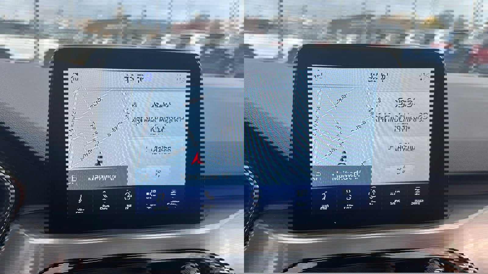 Used 2022 Ford Escape Titanium w/ Class II Trailer Tow Package image 25