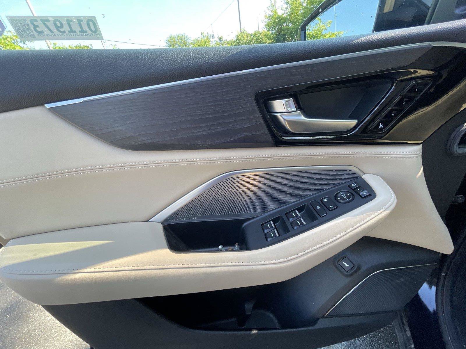 Used 2022 Acura MDX SH-AWD w/ Advance Package image 12