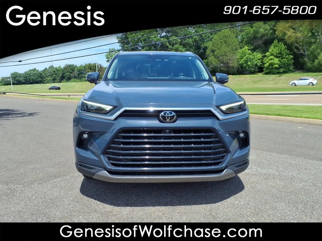 Used 2024 Toyota Grand Highlander AWD image 8