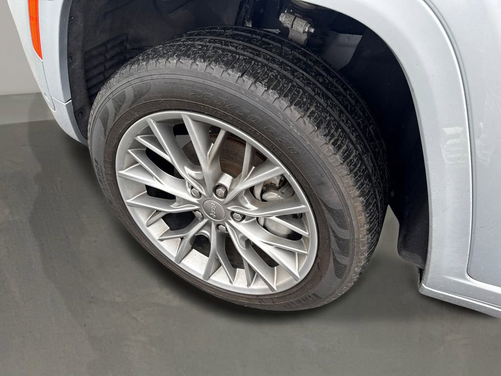 Used 2022 Jeep Grand Cherokee Summit image 10