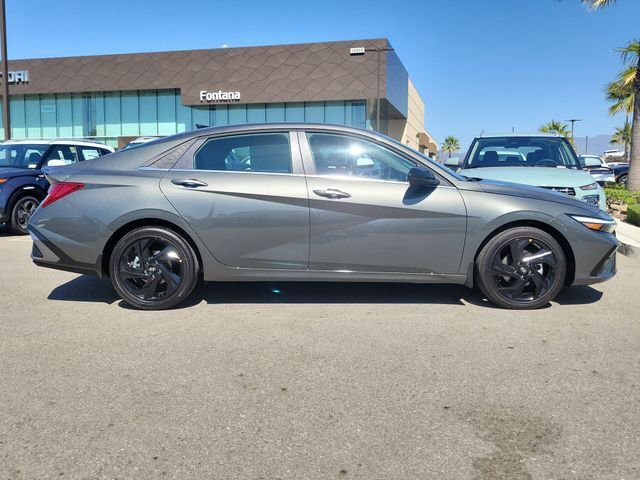 New 2026 Hyundai Elantra SEL Sport Premium image 25