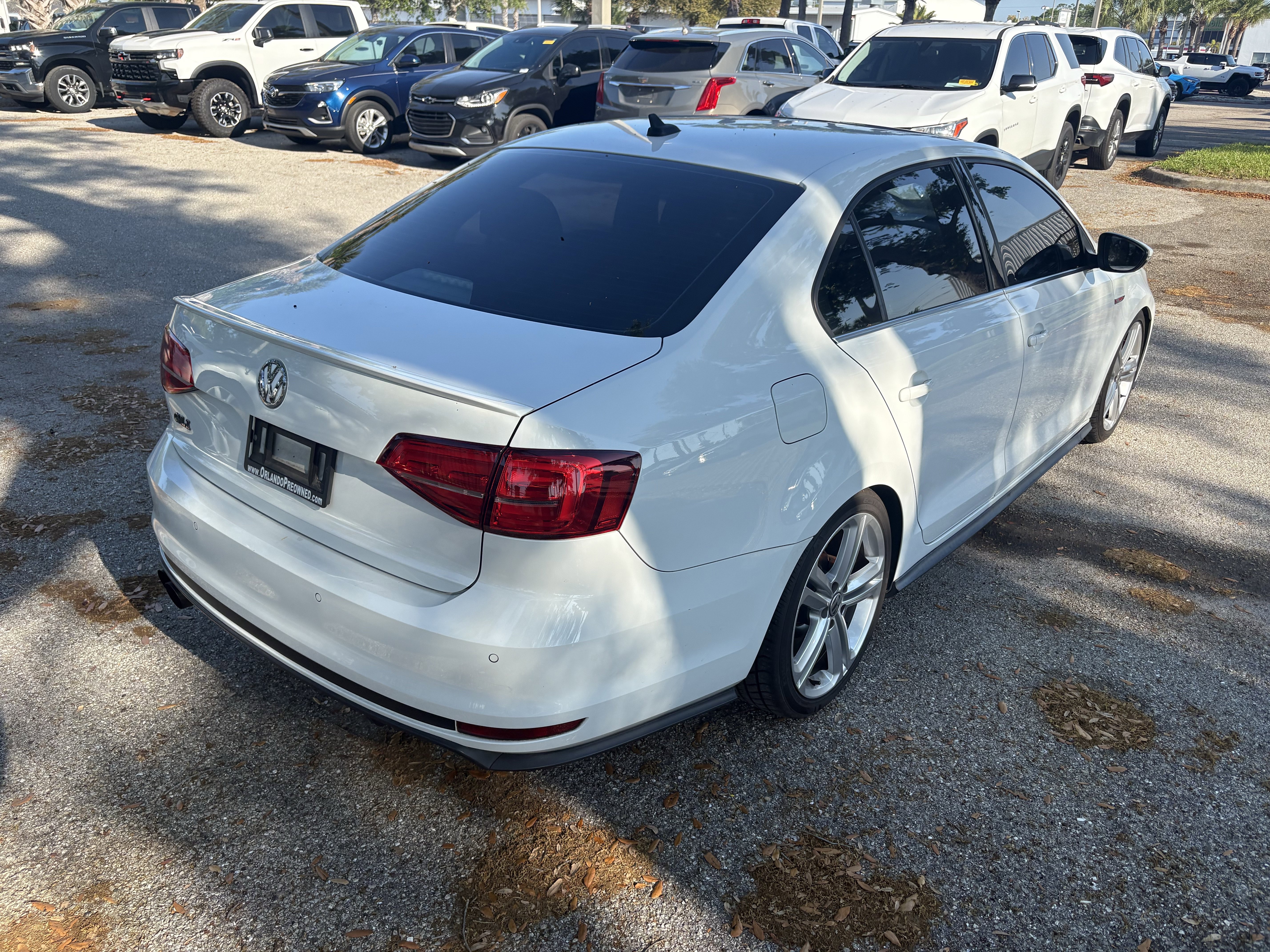 Used 2017 Volkswagen Jetta GLI image 7