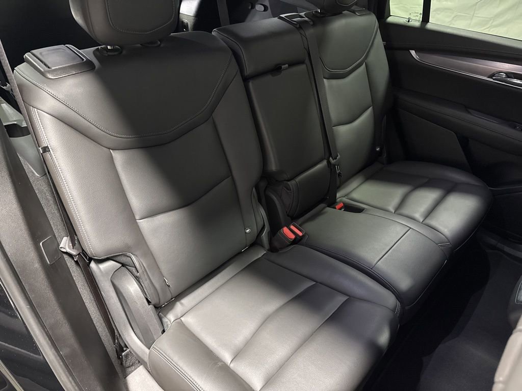 Used 2023 Cadillac XT6 Luxury image 12