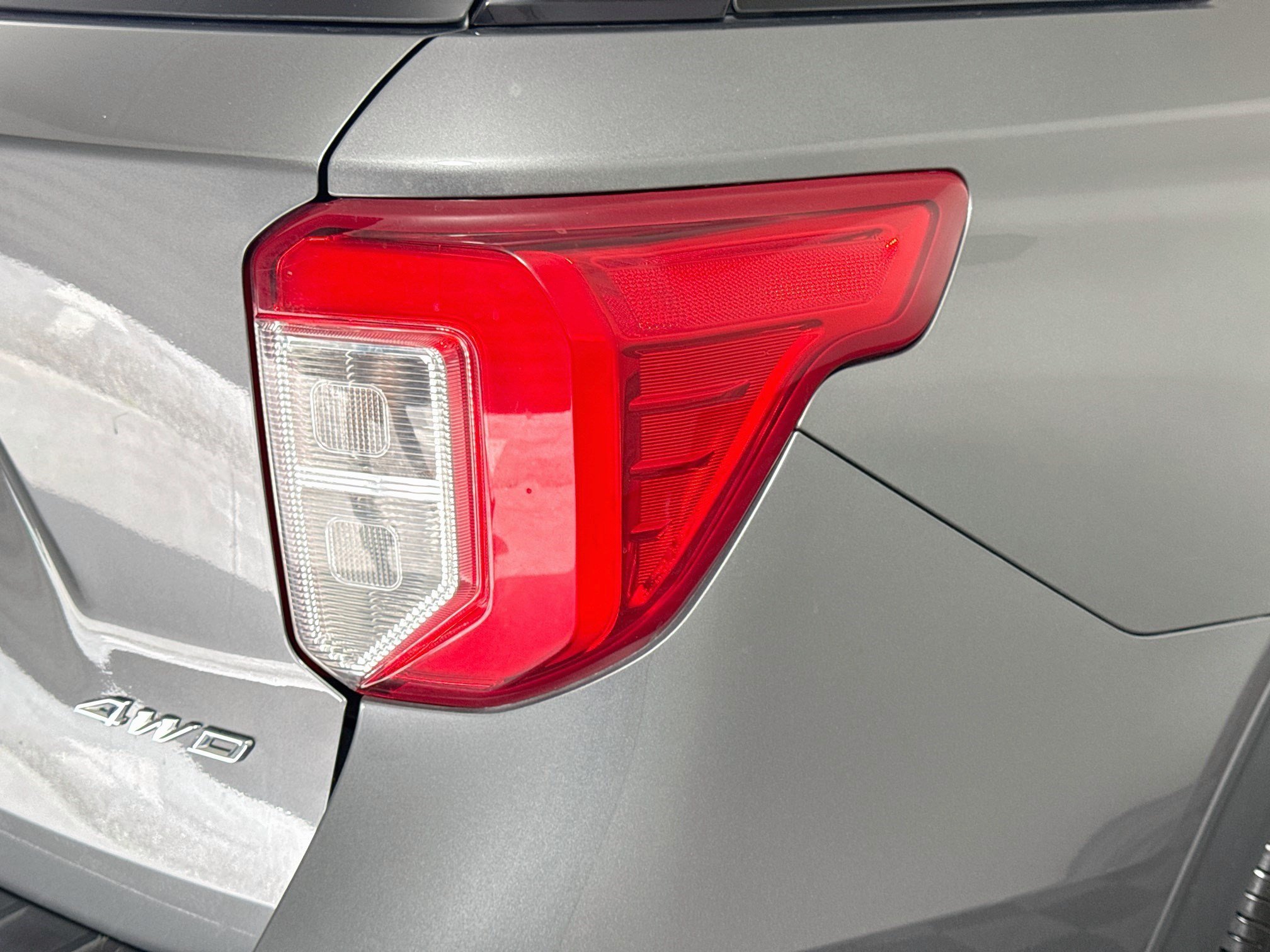 Used 2023 Ford Explorer Limited AWD/4WD image 34