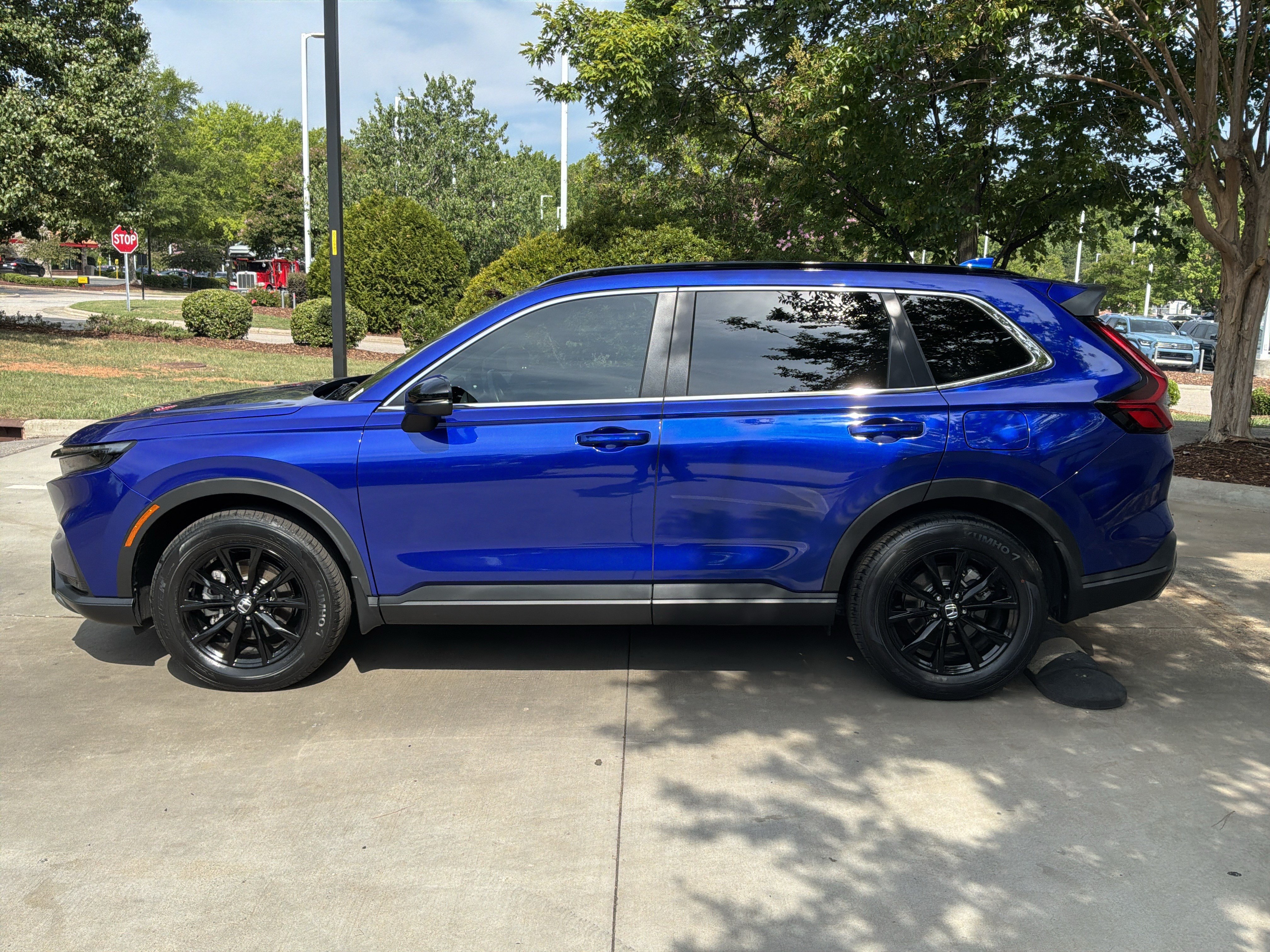 Used 2025 Honda CR-V Sport-L image 7