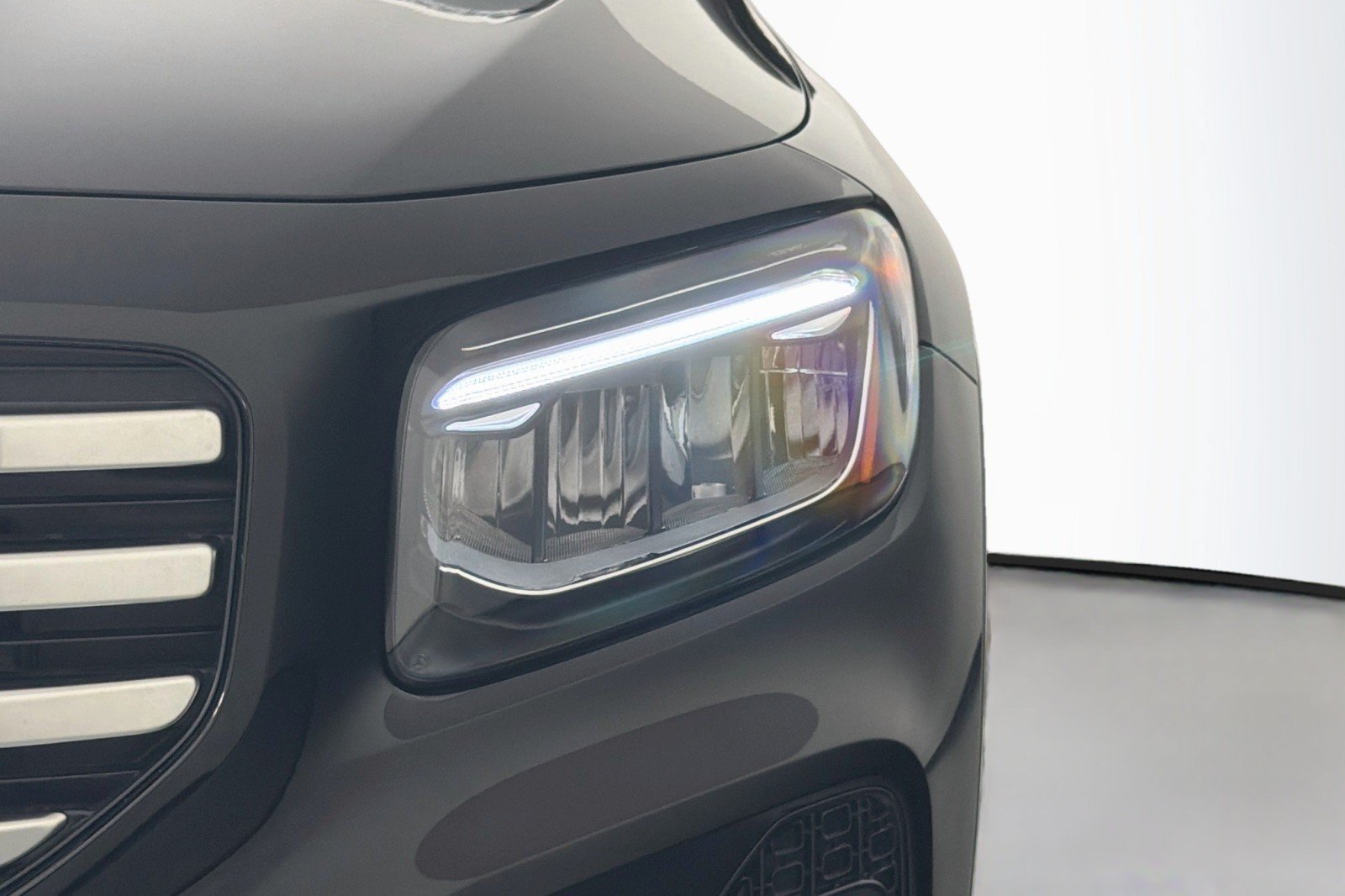 New 2026 Mercedes-Benz GLB 250 image 14