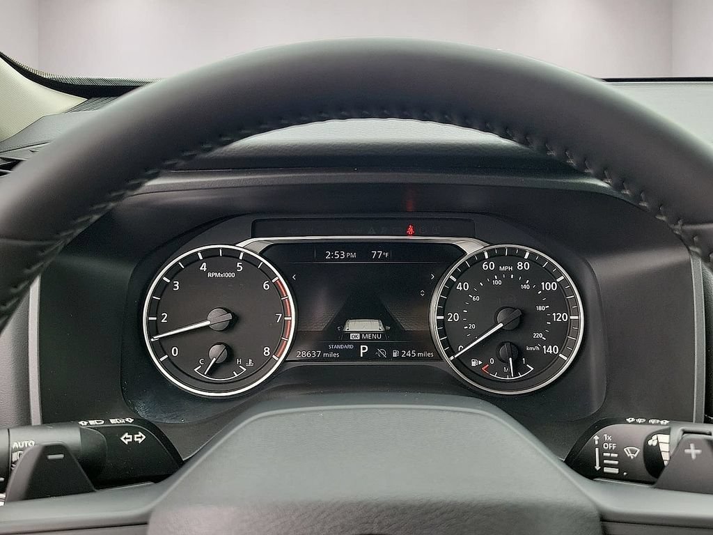 Used 2025 Nissan Rogue SV FWD image 18