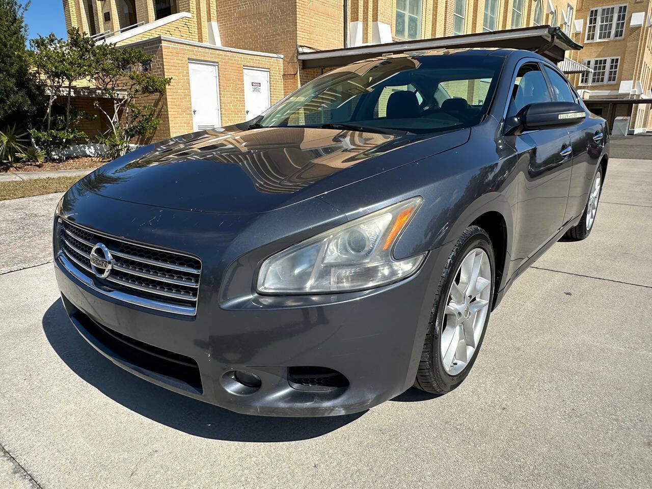 Used 2009 Nissan Maxima 3.5 SV w/ Premium Pkg image 3