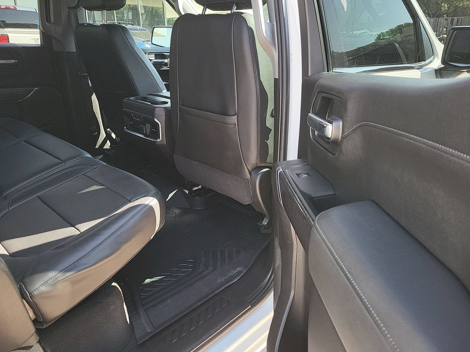 Used 2020 Chevrolet Silverado 1500 LTZ AWD/4WD image 27