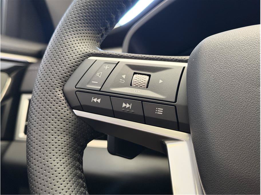 Used 2025 Mitsubishi Outlander 4WD Plug-In Hybrid image 20