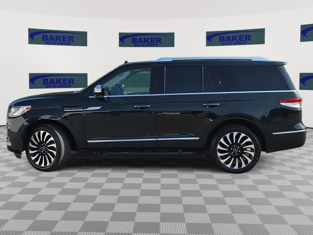Used 2022 Lincoln Navigator Black Label AWD/4WD image 8