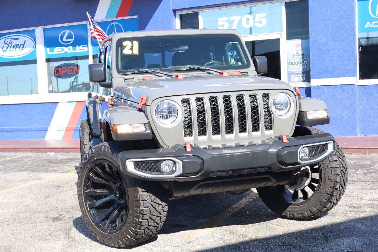 Used 2021 Jeep Gladiator Overland w/ Trailer Tow Package AWD/4WD image 2