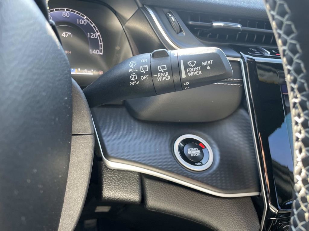 Used 2024 Jeep Grand Cherokee Altitude image 28