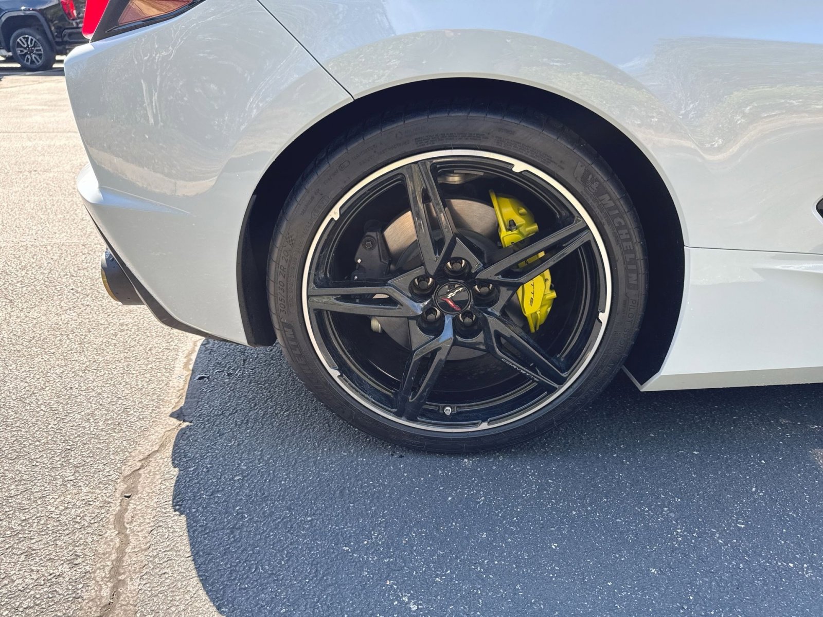 Used 2022 Chevrolet Corvette Stingray Premium Cpe w/ Battery Protection Package image 28