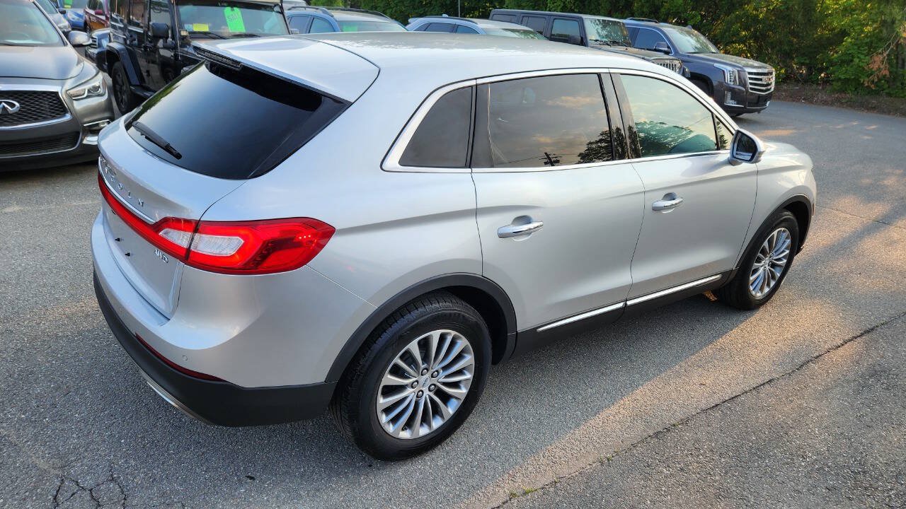 Used 2016 Lincoln MKX Select w/ Select Plus Package AWD/4WD image 15