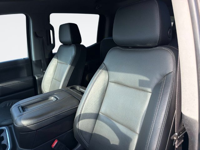 Used 2020 Chevrolet Silverado 1500 LTZ w/ LTZ Convenience Package AWD/4WD image 21
