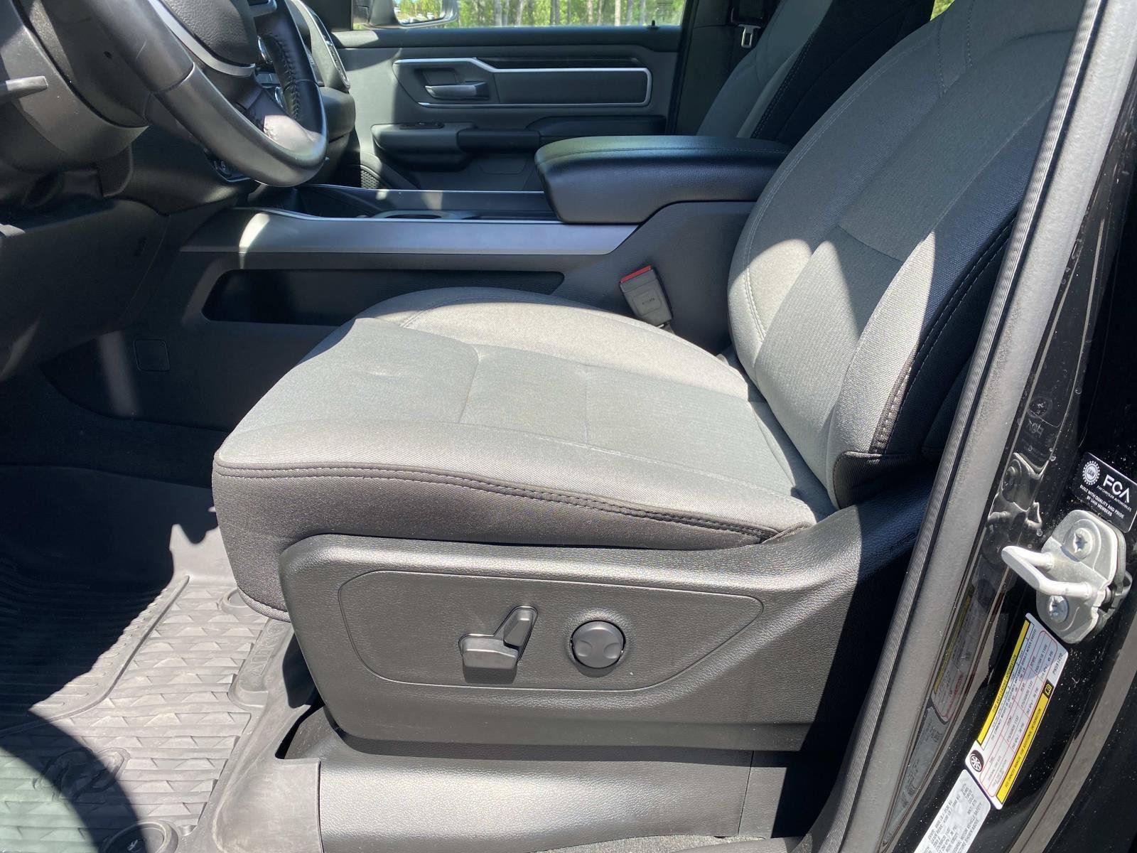 Used 2023 RAM 1500 Big Horn AWD/4WD image 24