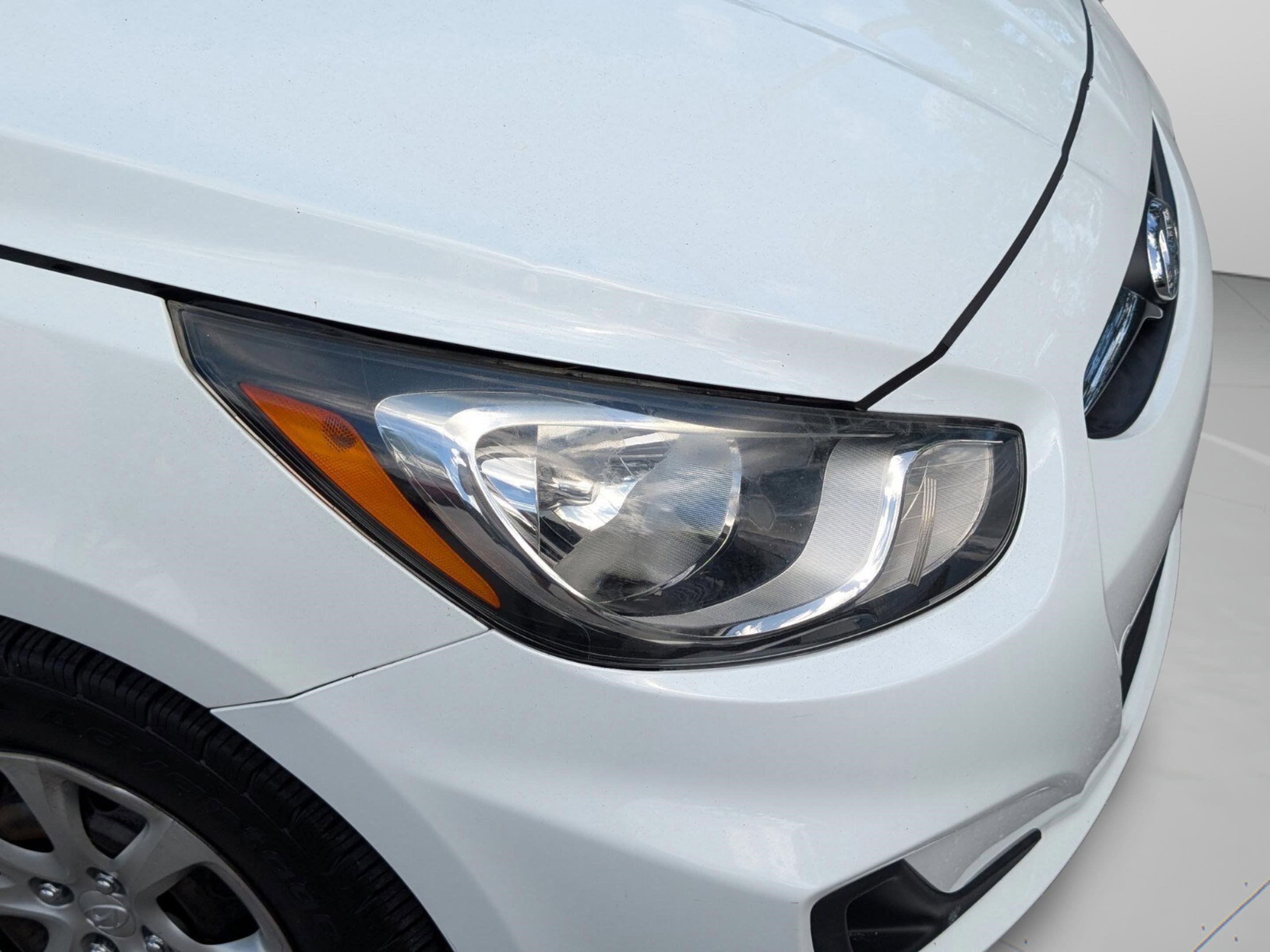 Used 2013 Hyundai Accent GS image 10