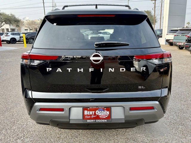 New 2026 Nissan Pathfinder SL image 6