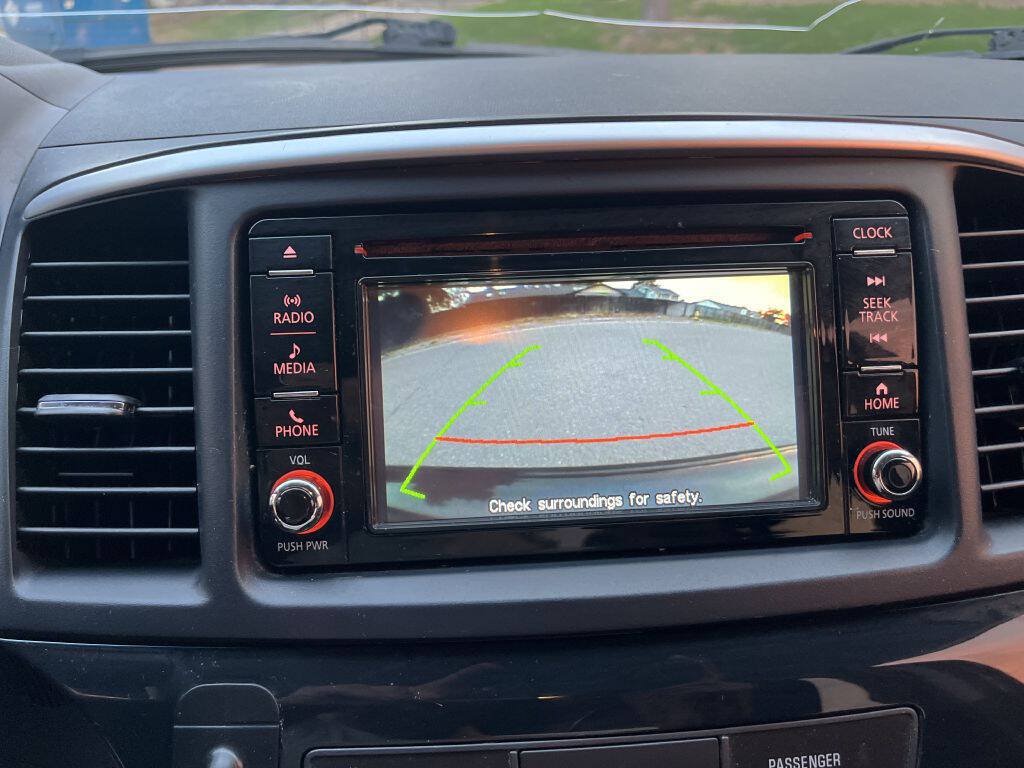 Used 2017 Mitsubishi Lancer ES FWD image 15