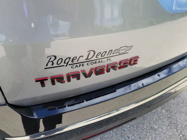 Used 2023 Chevrolet Traverse Premier w/ Redline Edition AWD/4WD image 9