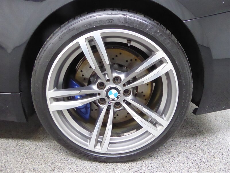 Used 2015 BMW M4 Convertible RWD image 41