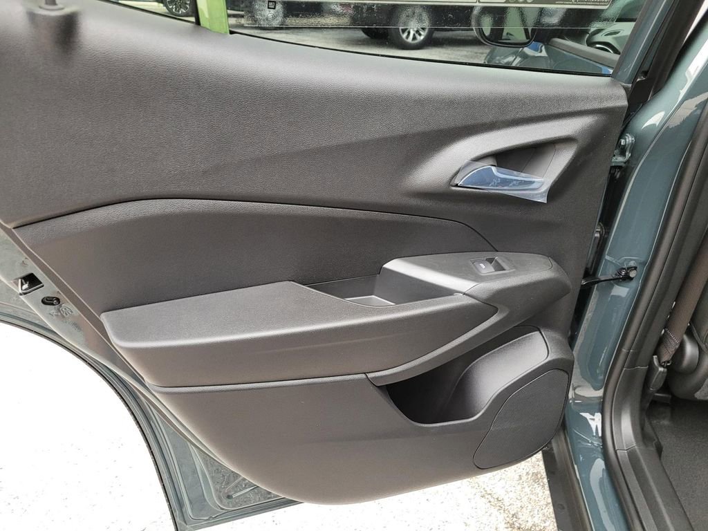 New 2026 Chevrolet Trax LT FWD image 9