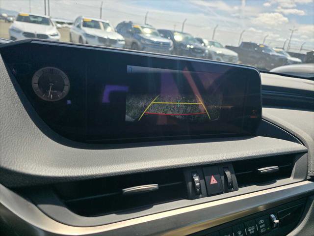 Used 2021 Lexus ES 300h w/ Premium Package FWD image 29