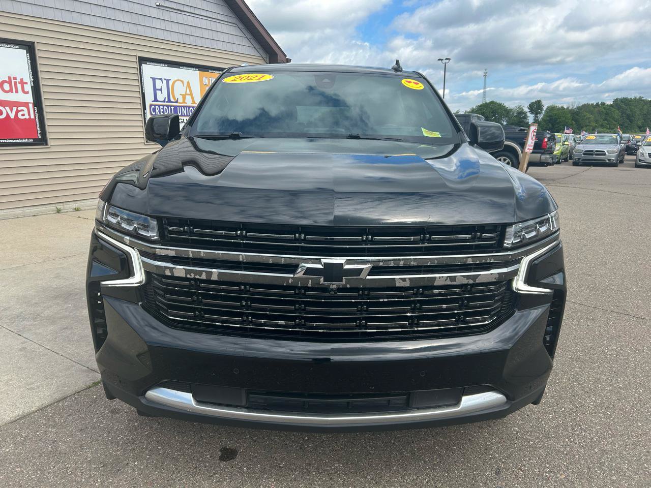 Used 2021 Chevrolet Suburban High Country AWD/4WD image 2