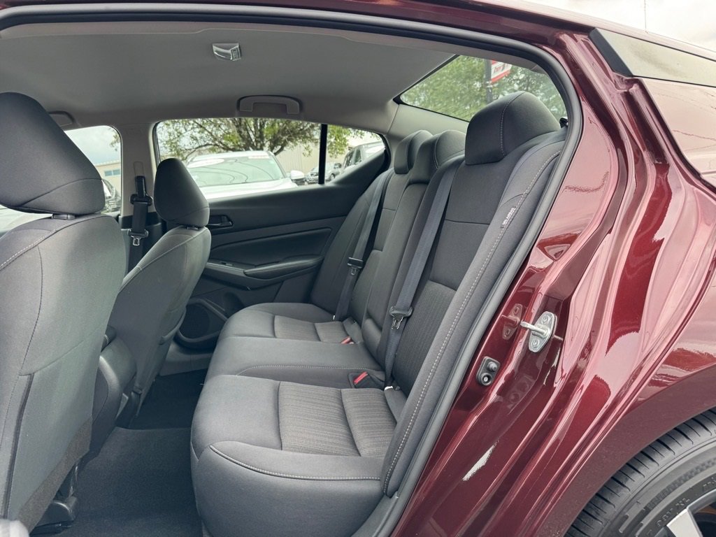 Certified 2024 Nissan Altima 2.5 SV image 11