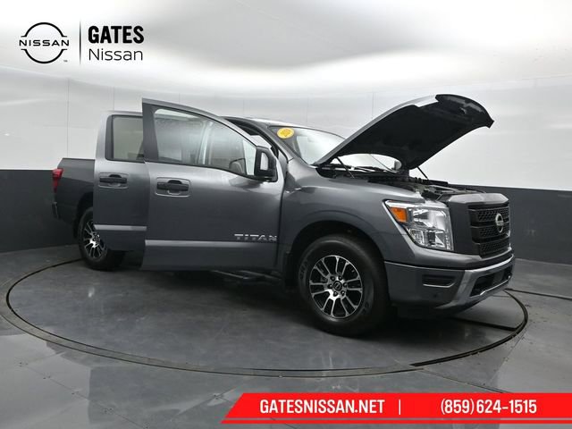 Used 2024 Nissan Titan SV w/ SV Convenience Package image 54