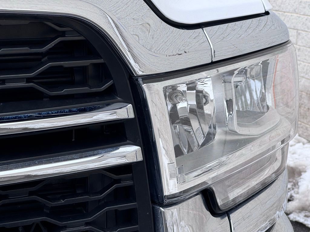 Used 2022 RAM 3500 Tradesman image 5