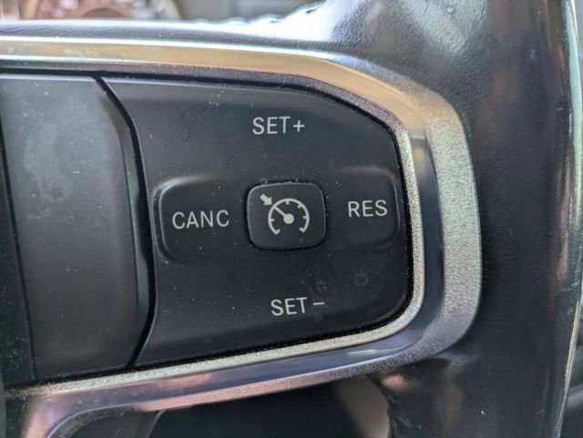 Used 2019 RAM 1500 Laramie AWD/4WD image 16