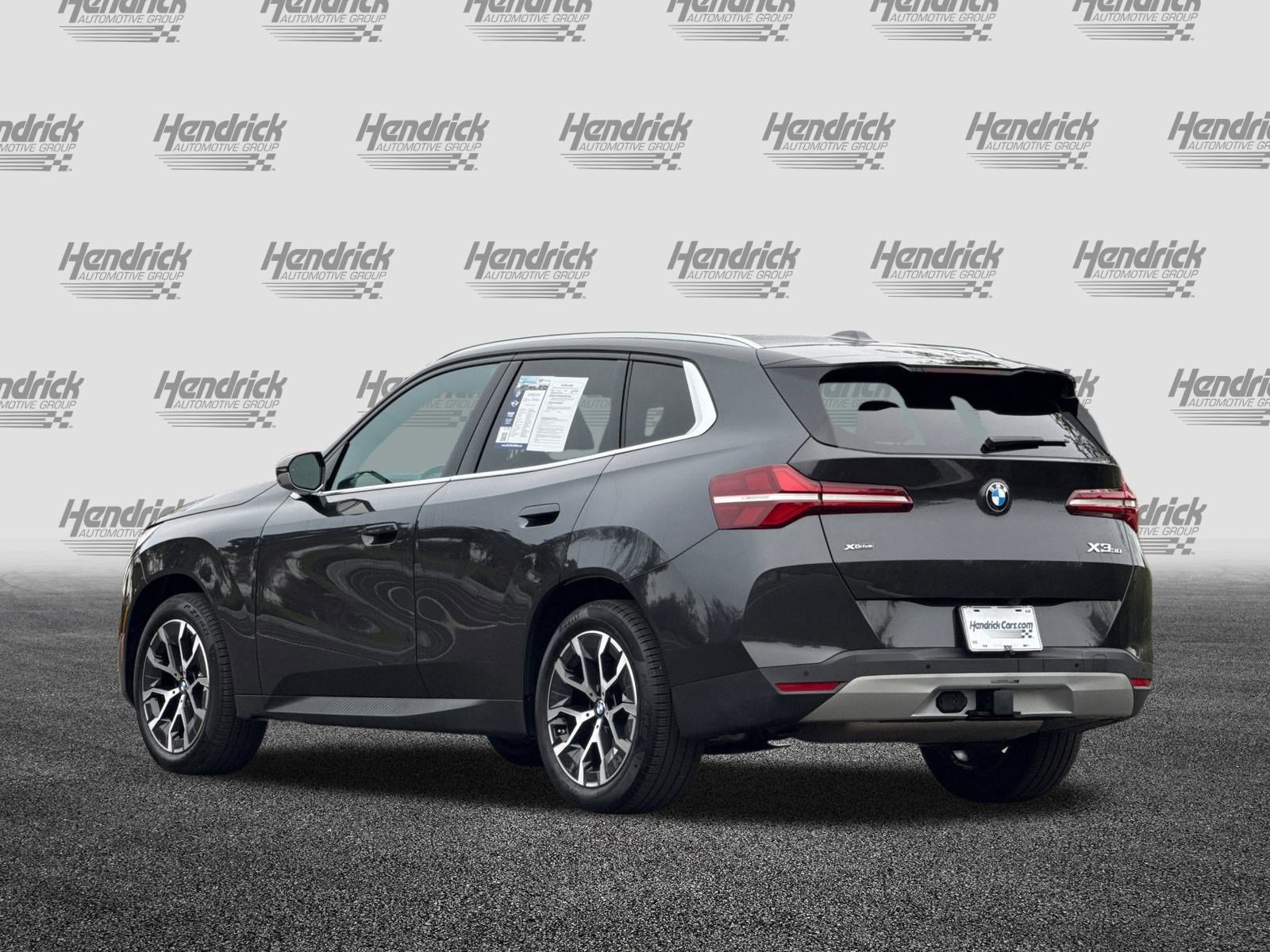 Used 2025 BMW X3 xDrive30i w/ Premium Package image 7