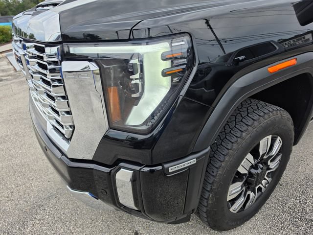Used 2024 GMC Sierra 2500 Denali w/ Denali Reserve Package AWD/4WD image 16