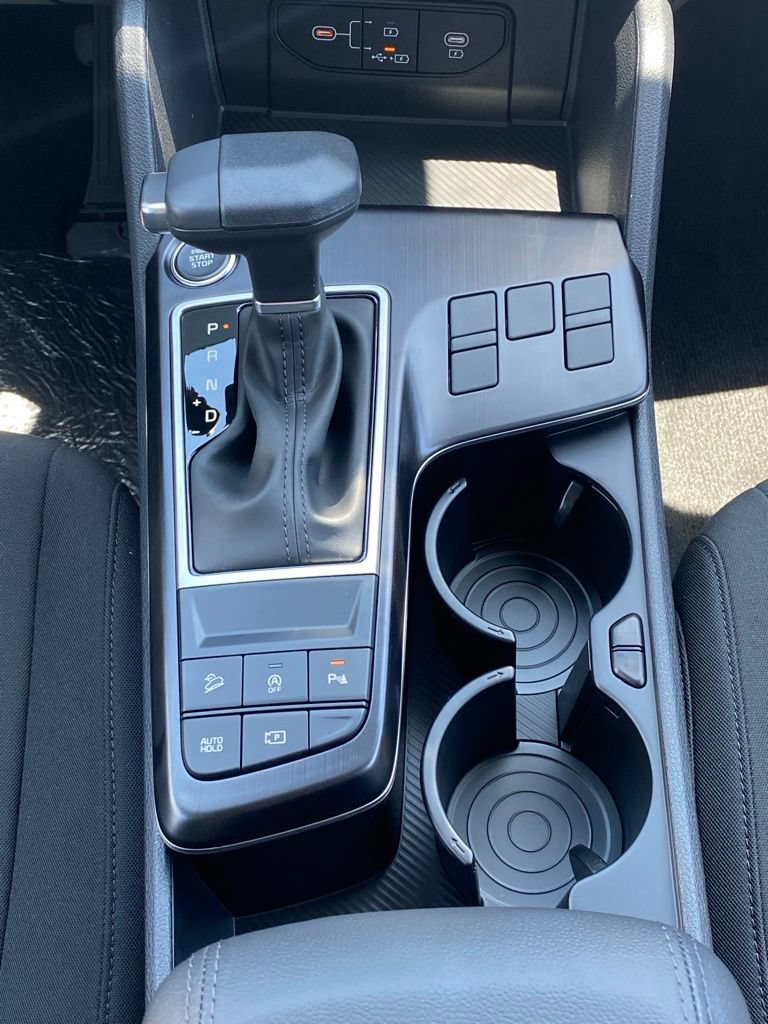 New 2026 Kia Sportage LX FWD image 19