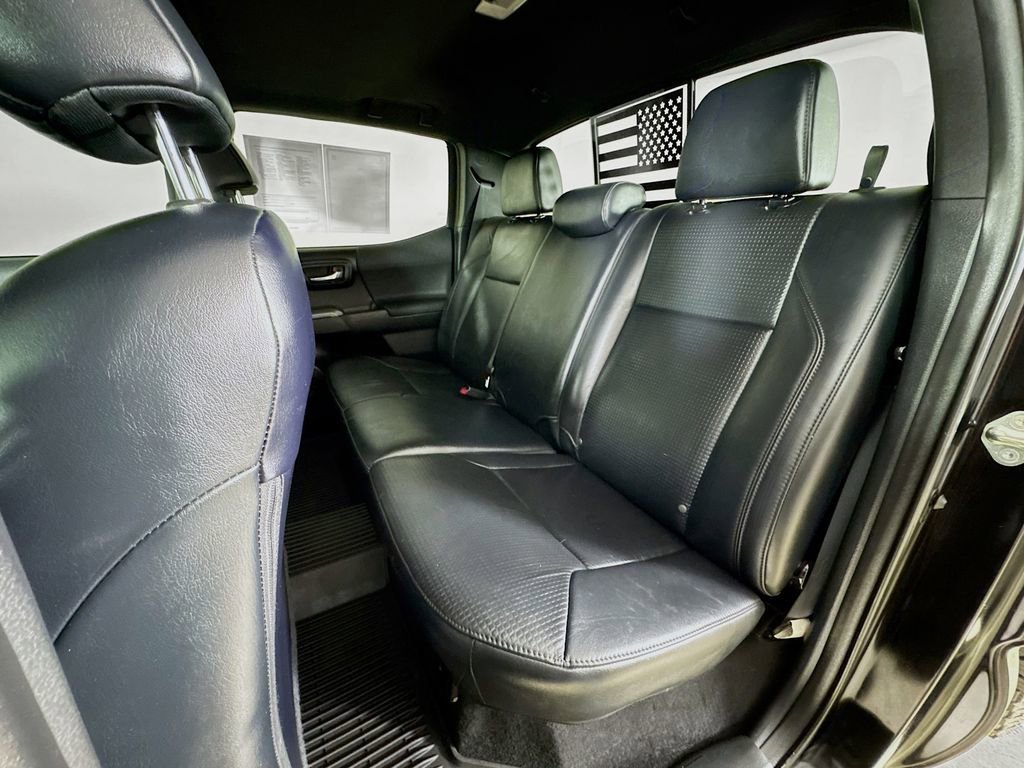 Certified 2020 Toyota Tacoma TRD Sport w/ TRD Premium Sport Package image 24