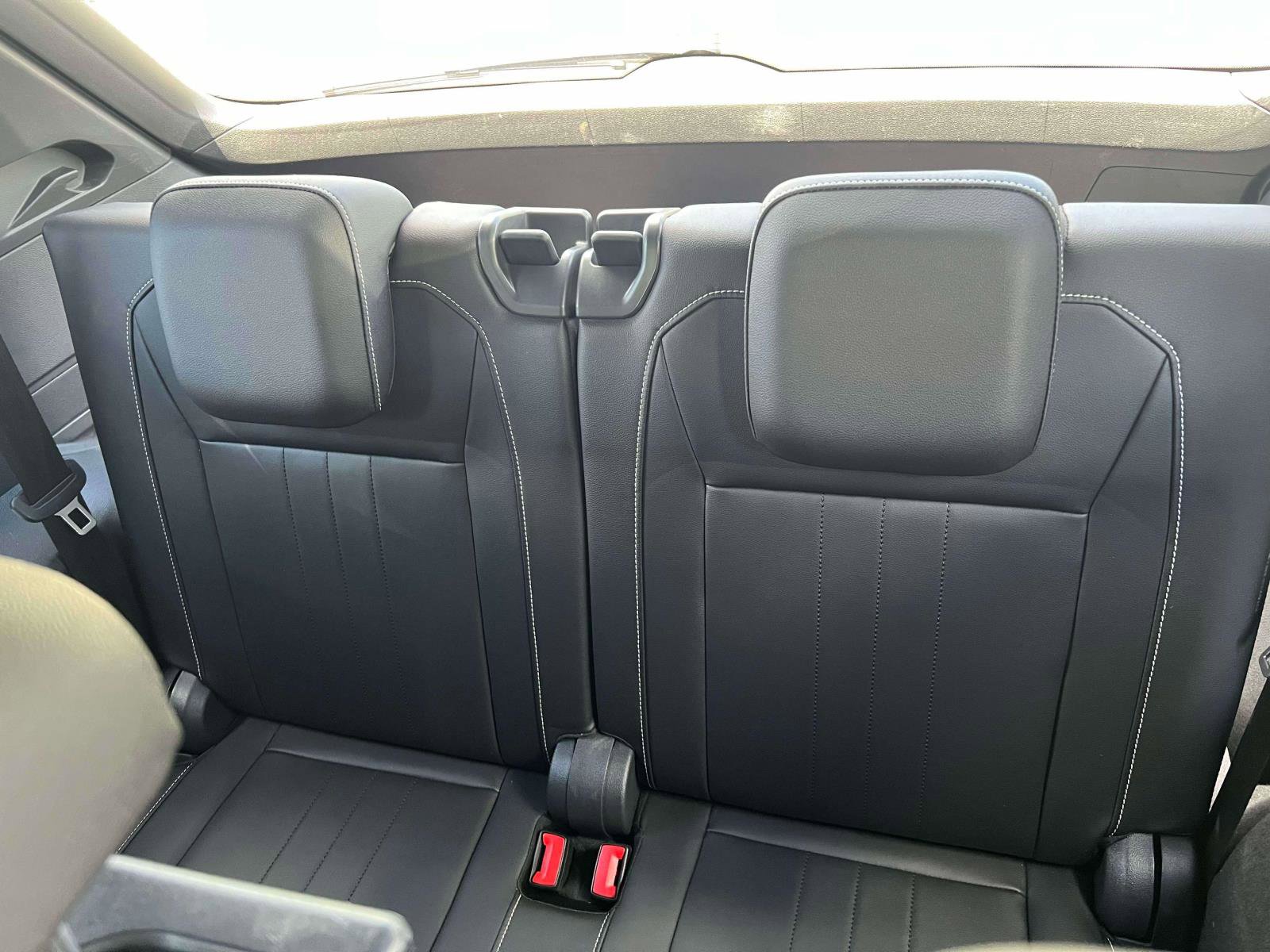 Used 2023 Volkswagen Tiguan SE R-Line FWD image 29