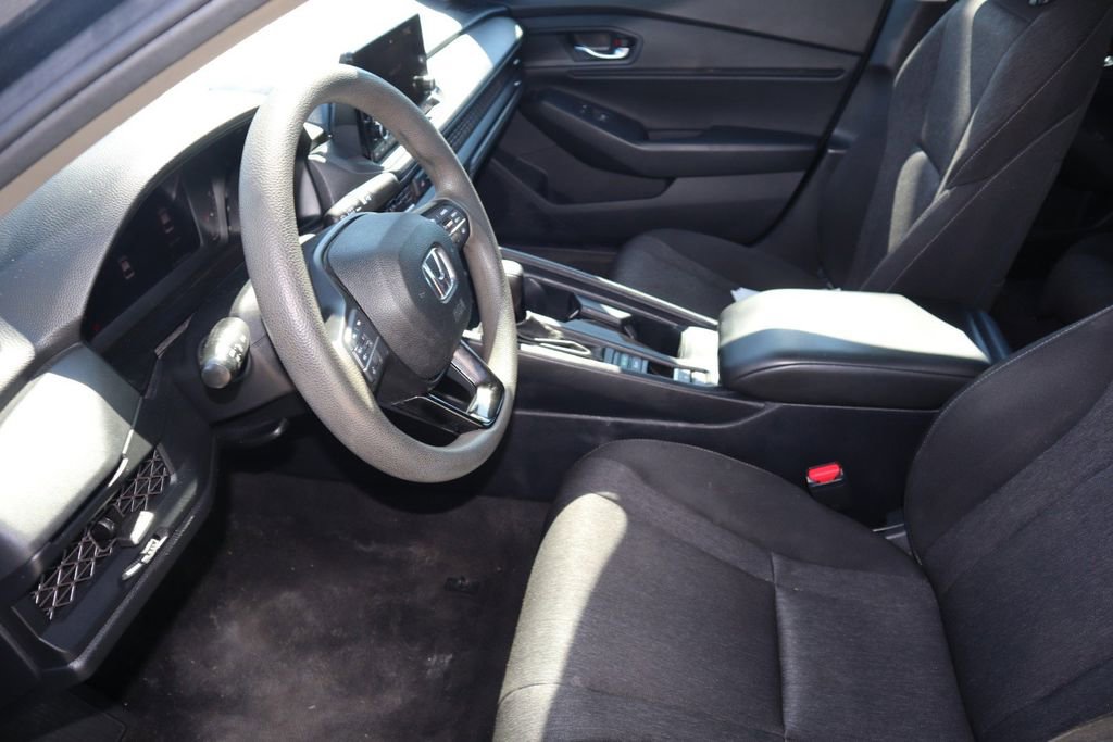 Used 2023 Honda Accord EX image 13