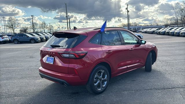 Certified 2024 Ford Escape ST-Line w/ Tech Pack #1 image 4