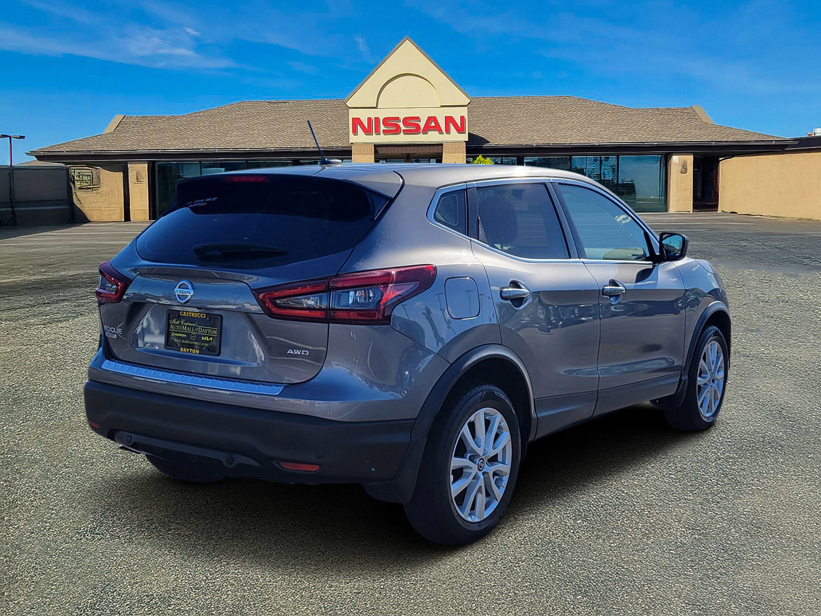 Used 2020 Nissan Rogue Sport S w/ Appearance Package image 4