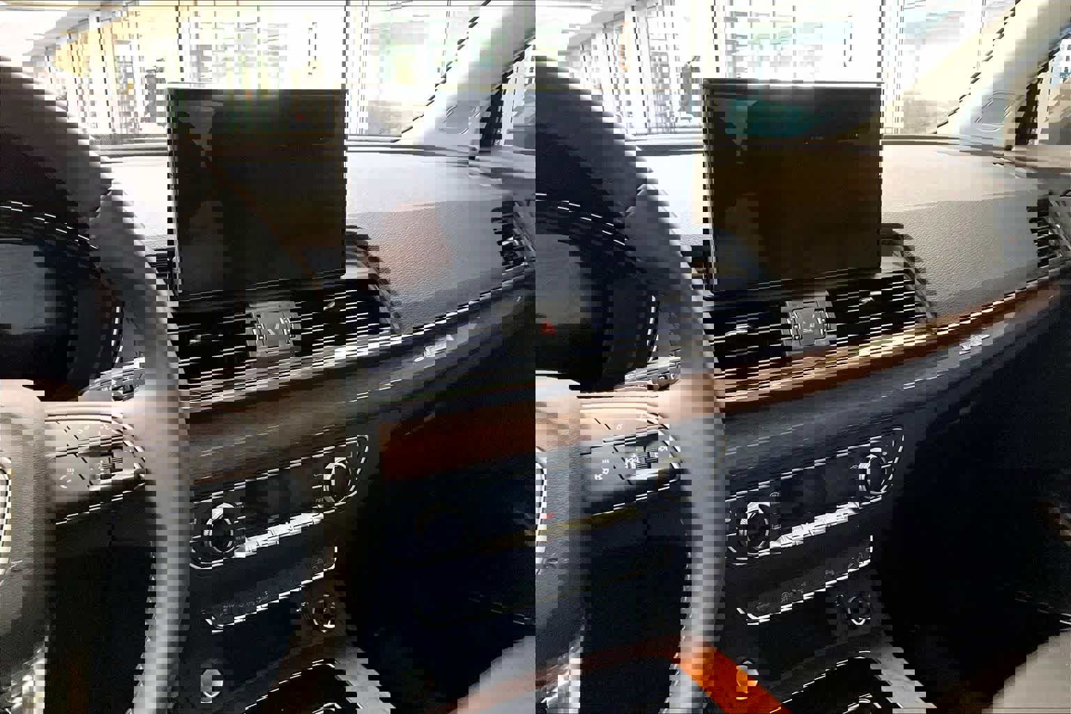 Used 2023 Audi Q5 2.0T Premium Plus w/ Premium Plus Package image 6