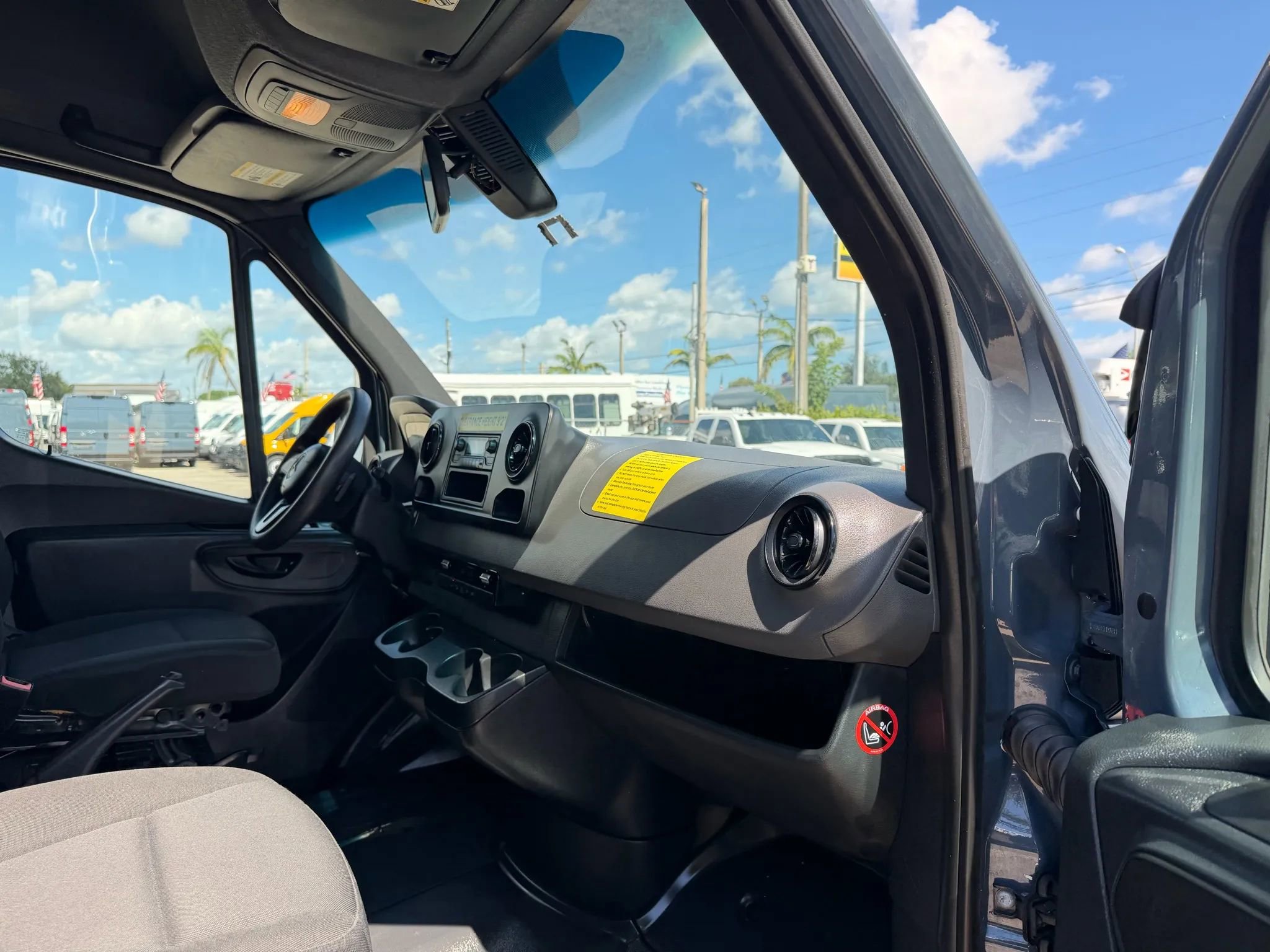 Used 2019 Mercedes-Benz Sprinter 170 image 16