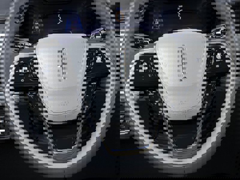 New 2025 Lincoln Aviator AWD w/ Jet Appearance Package image 12