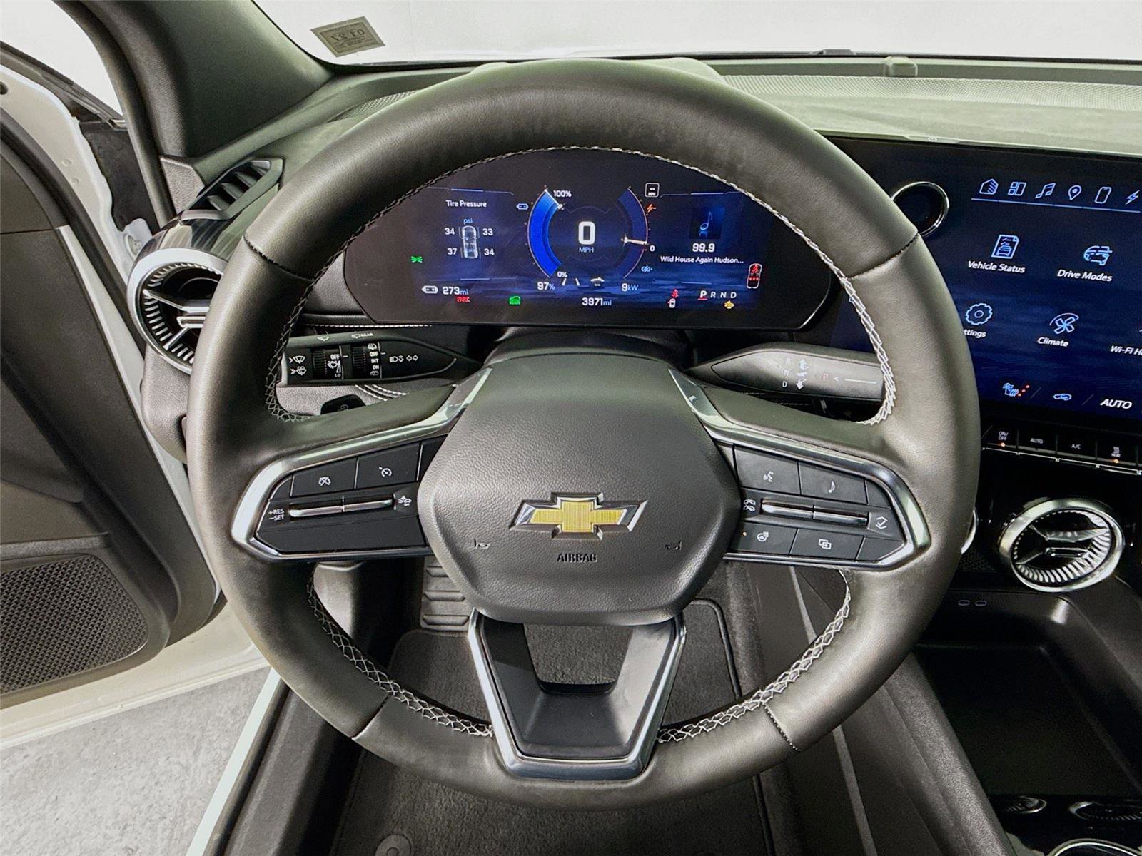 Used 2024 Chevrolet Blazer EV LT image 12