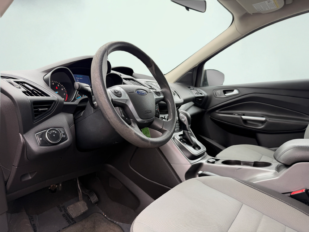 Used 2013 Ford Escape SE FWD image 38