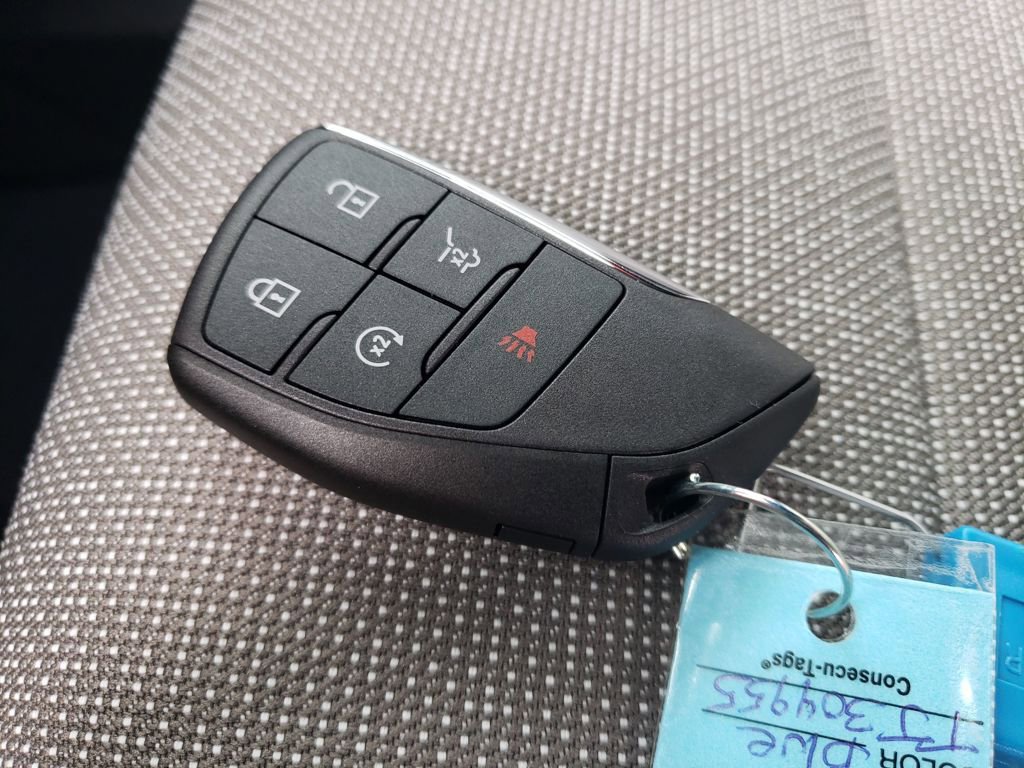 New 2026 Chevrolet Traverse LT FWD image 25